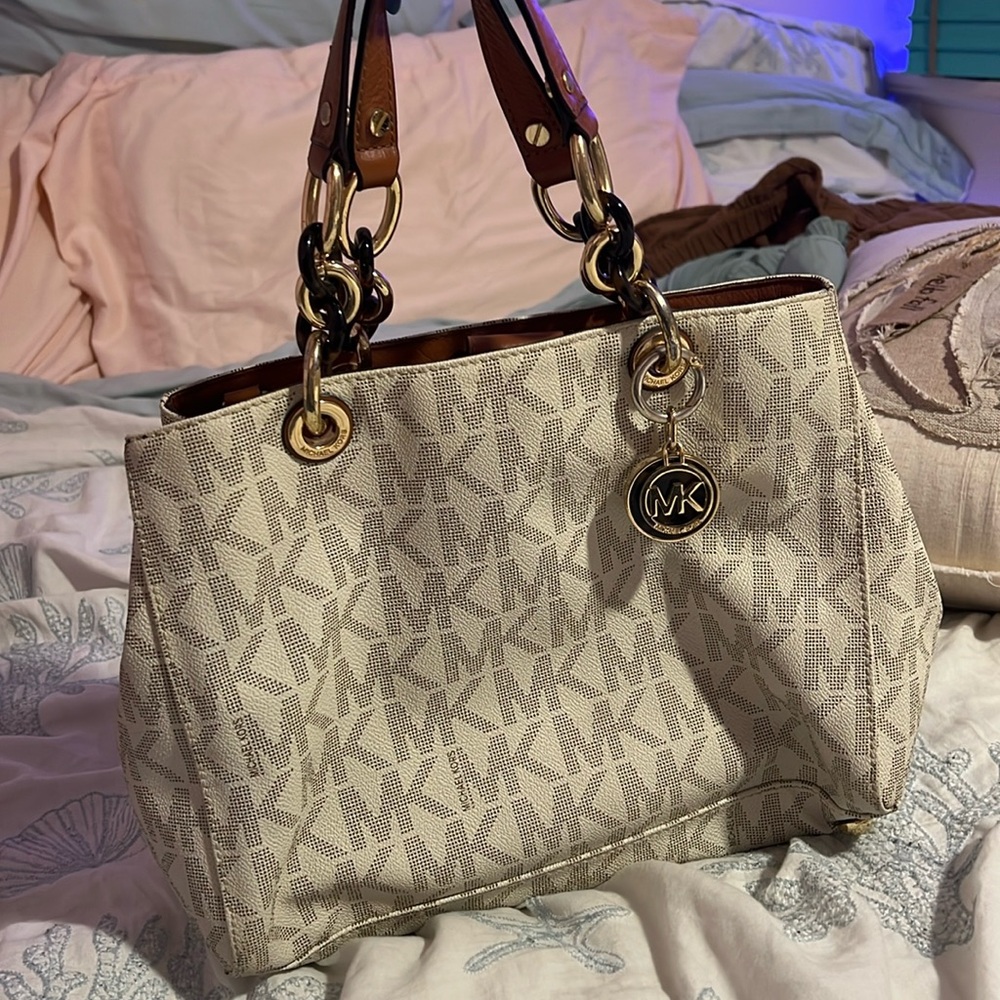 Michael kors bag